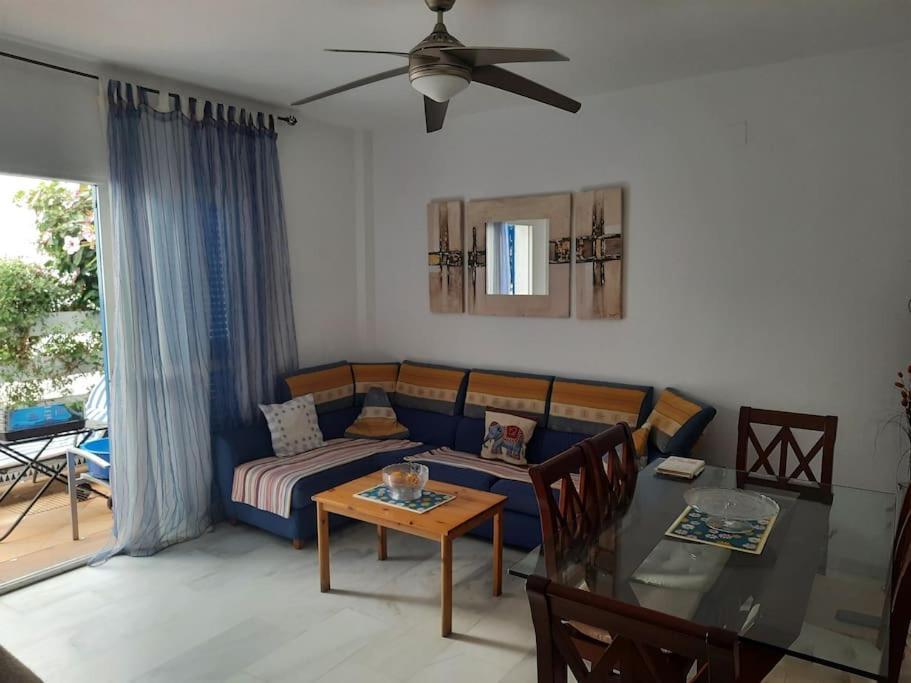 נובו סנקטי פטרי Amplio Apartamento En La Barrosa מראה חיצוני תמונה